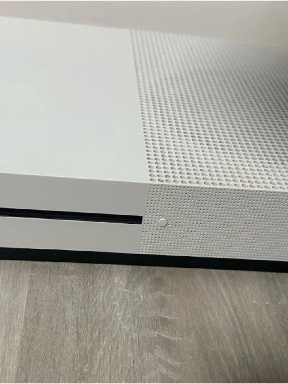 Microsoft White Xbox One S Slim Gaming Console
